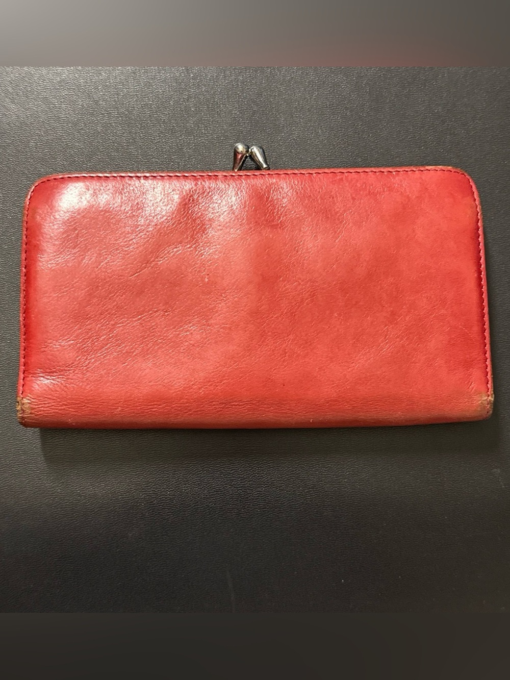 Hobo Red Leather Cluth